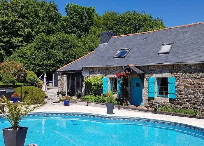 Maroux Vian Country Cottage